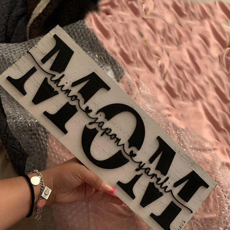Custom Mum Wood Sign With Name Engraving For Birthday Mother's Day