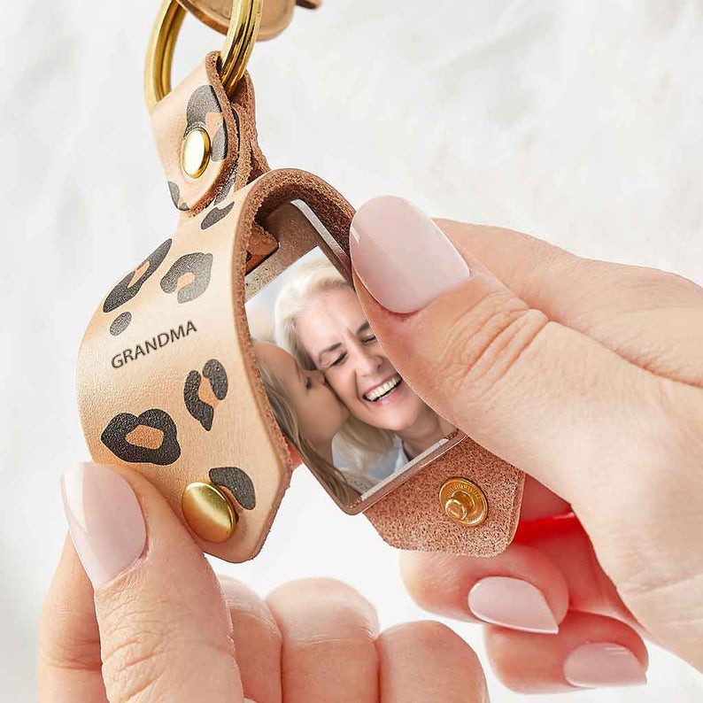 Personalised Leather Photo Keychain Key Ring Gifts For Mother's Day