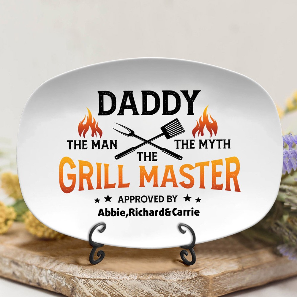 Personalised Daddy's Grilling BBQ Plate With Kids Names For Father's Day