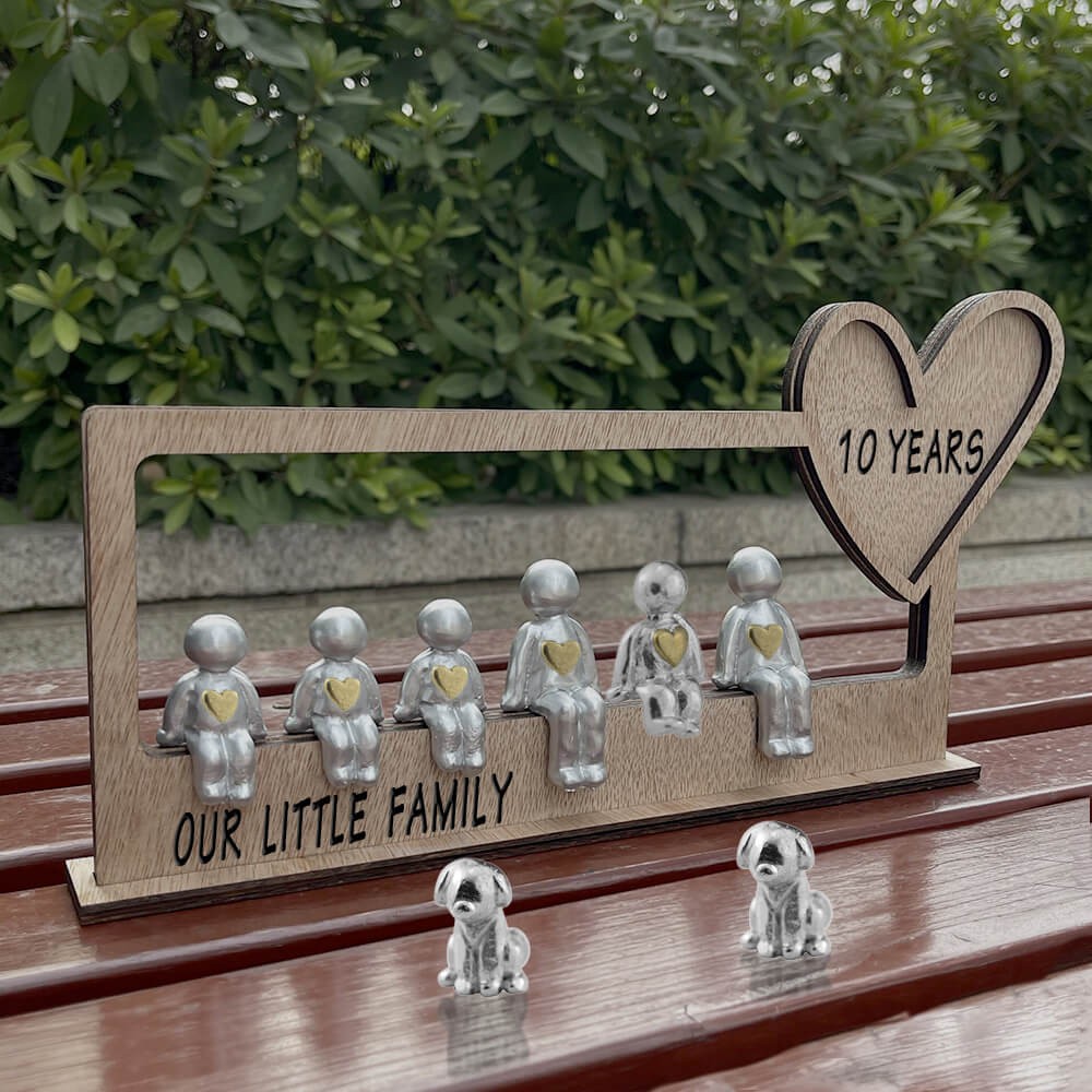 10 Years Our Little Family Personalised Sculpture Figurines 10th Anniversary Gift Ideas