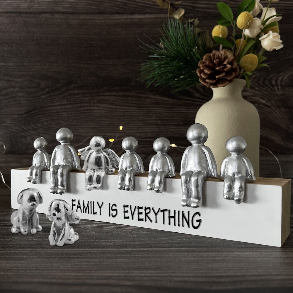 Personalised Sculpture Figurines Anniversary Christmas Gift Family is Everything