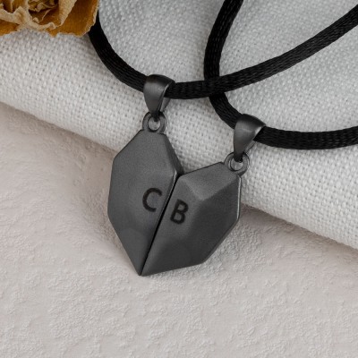 2 Pieces Personalised Magnetic Interattraction Heart-Shaped Name Necklace Valentine's Day
