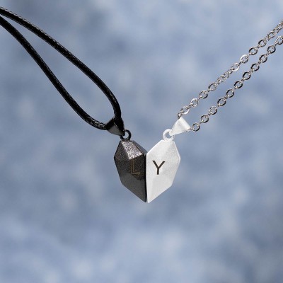 2 Pieces Personalised Magnetic Interattraction Heart-Shaped Name Necklace